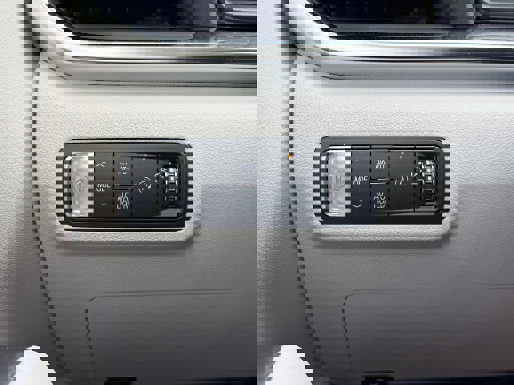 New 2026 GMC Terrain Denali image 31