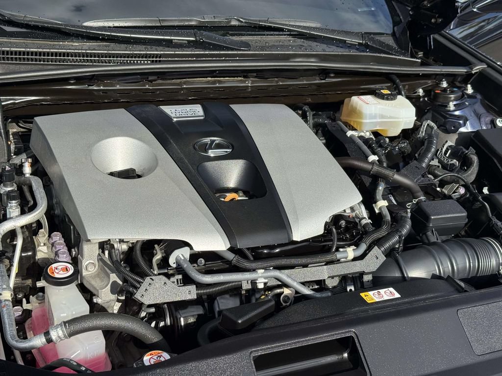 Used 2020 Lexus ES 300h w/ Accessory Package FWD image 27