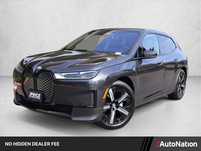 Certified 2024 BMW iX xDrive50 w/ Premium Package AWD/4WD image 1