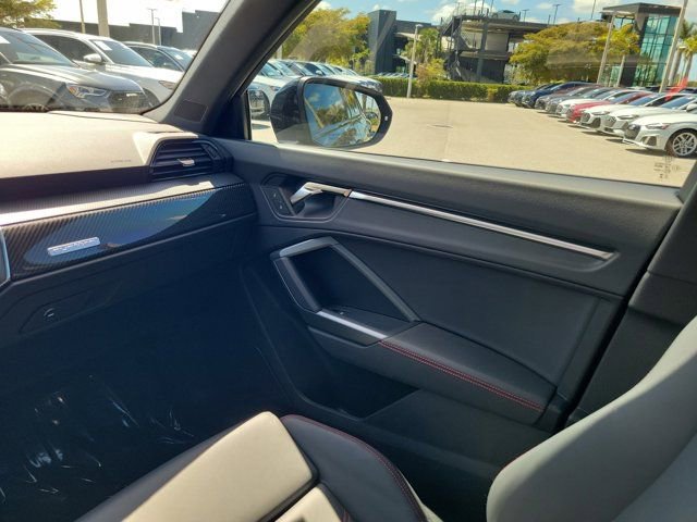 Certified 2025 Audi Q3 2.0T Premium Plus w/ Premium Plus Package image 14