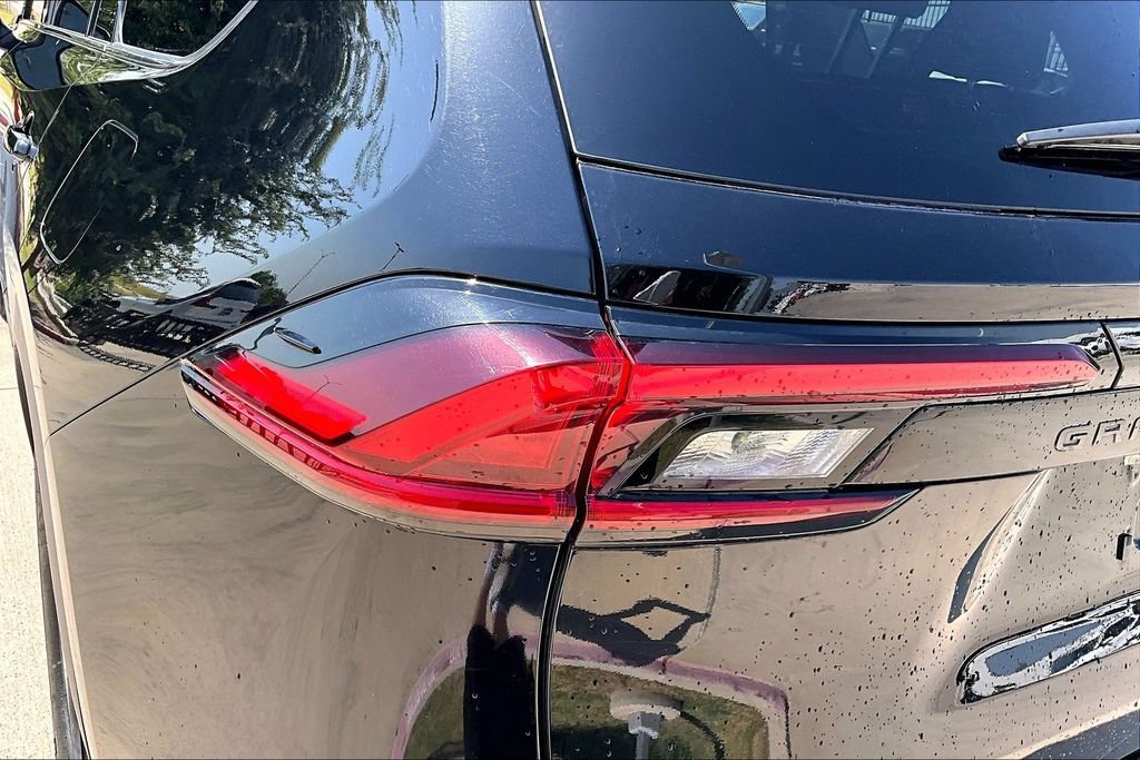 Used 2025 Toyota Grand Highlander AWD image 36