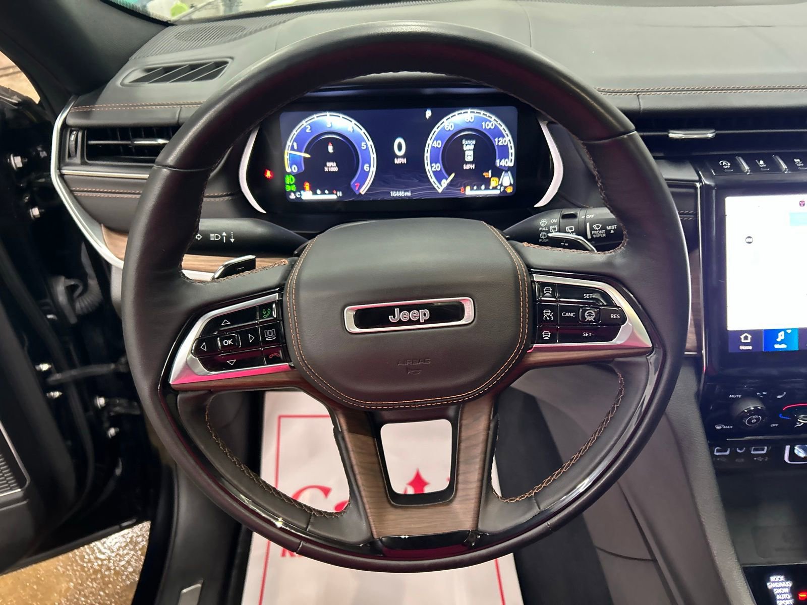 Certified 2023 Jeep Grand Cherokee Summit w/ Luxury Tech Group V image 16