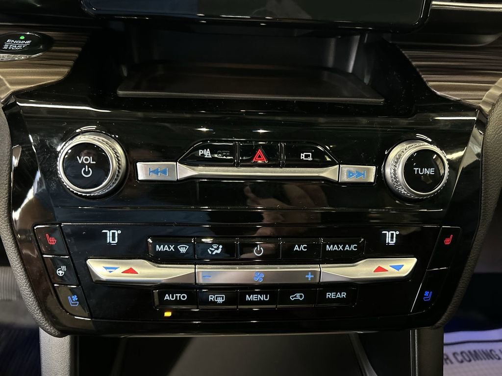 Used 2021 Ford Explorer Limited w/ Hybrid Equipment Group 310A image 19