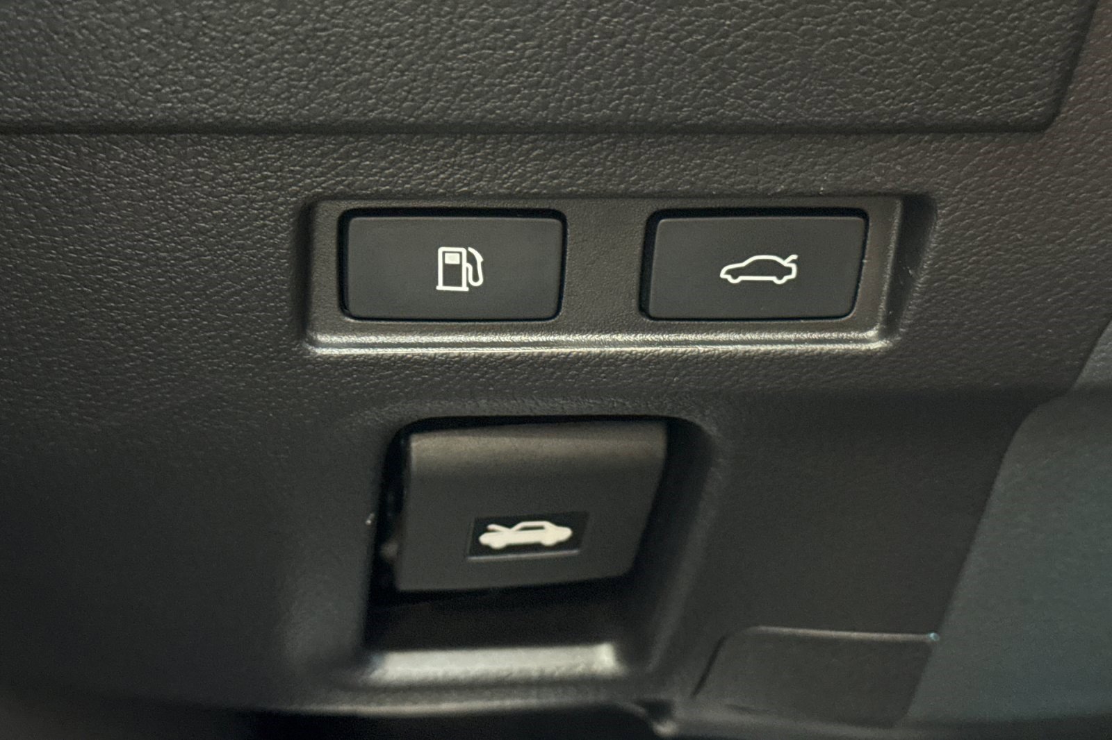 Certified 2023 Lexus ES 300h F Sport FWD image 35