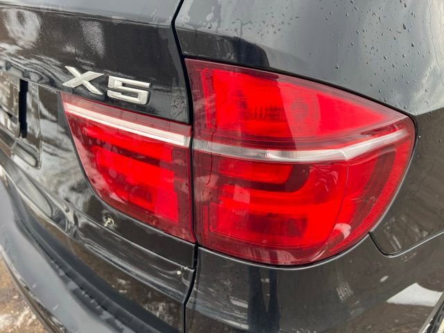 Used 2011 BMW X5 xDrive35i image 11