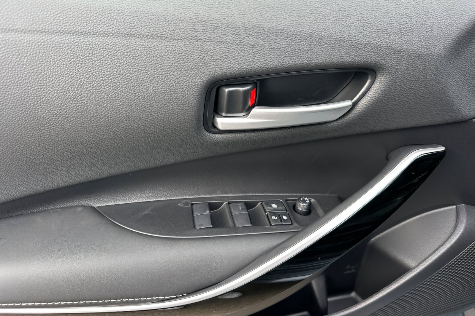 New 2026 Toyota Corolla XLE image 11