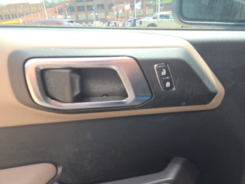 Used 2023 Ford Bronco Wildtrak AWD/4WD image 24