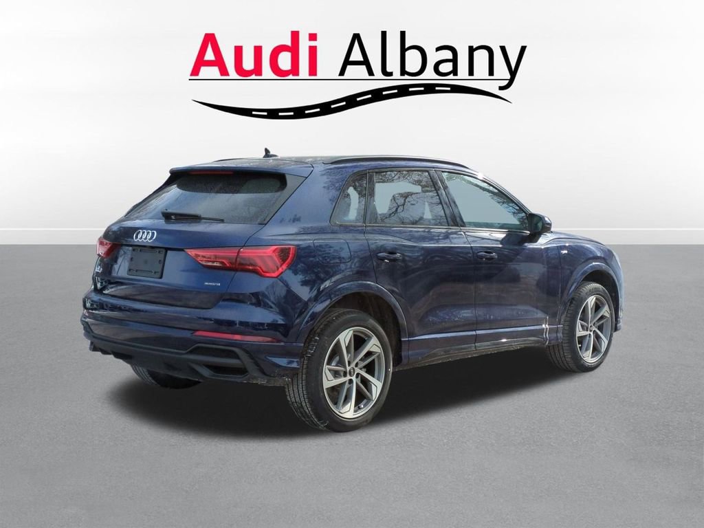New 2025 Audi Q3 2.0T Premium image 5