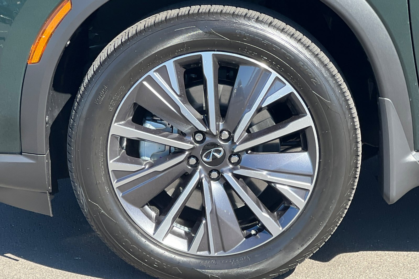 New 2026 INFINITI QX60 Luxe w/ Cargo Package image 33