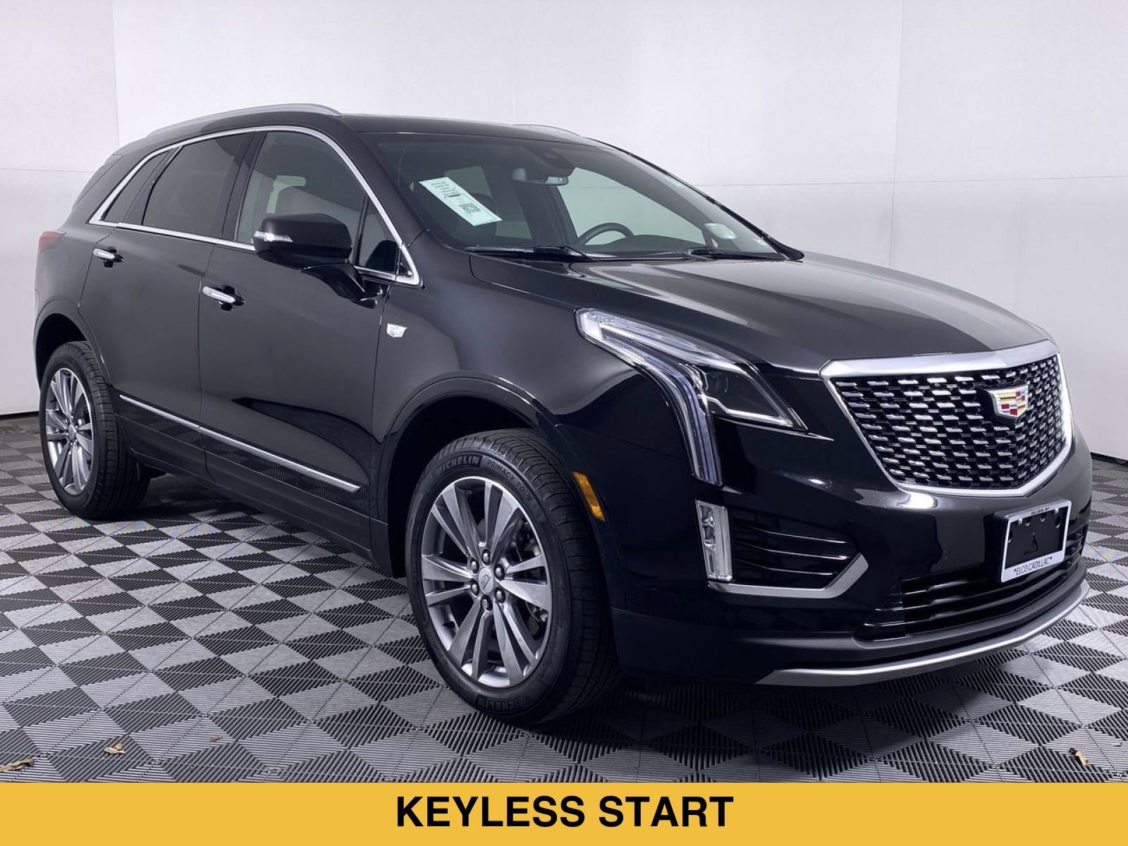 Certified 2025 Cadillac XT5 Premium Luxury FWD image 39