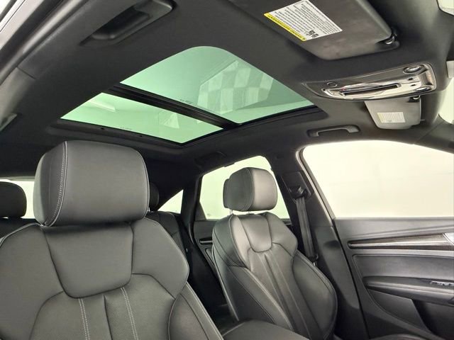 Used 2022 Audi SQ5 Prestige image 24