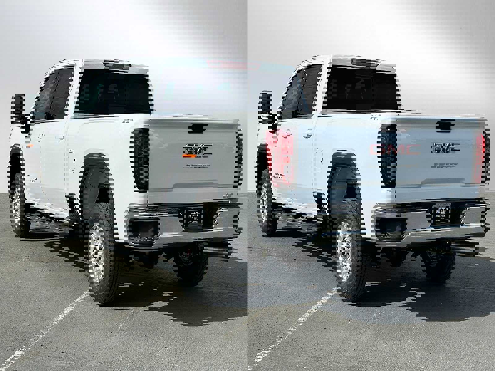 New 2025 GMC Sierra 2500 SLE w/ Preferred Package image 5