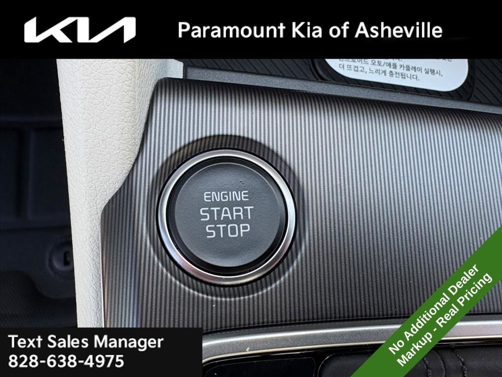 New 2026 Kia Sportage SX image 16