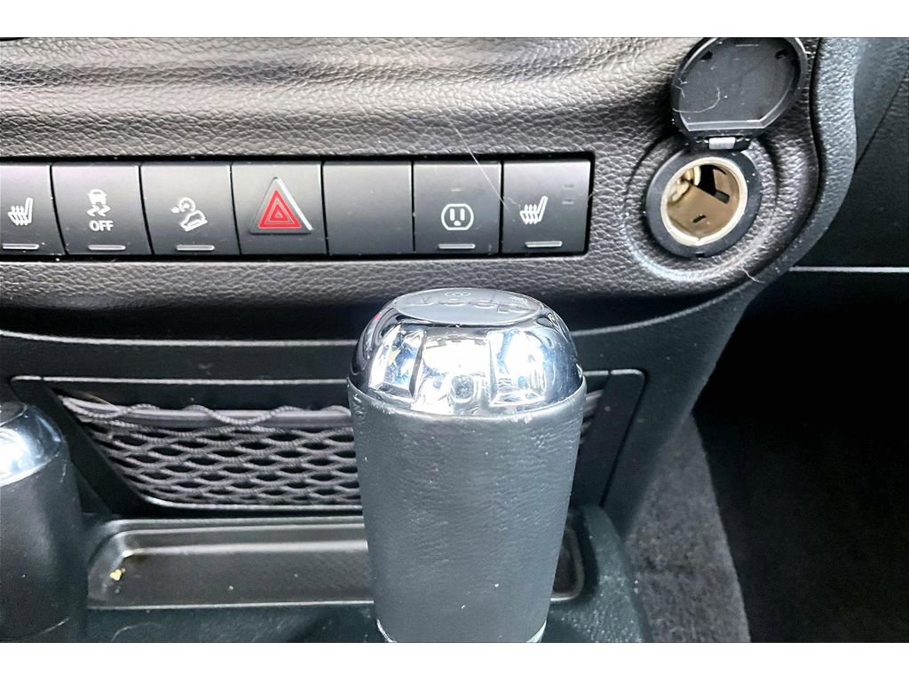 Used 2018 Jeep Wrangler Unlimited Sahara image 28