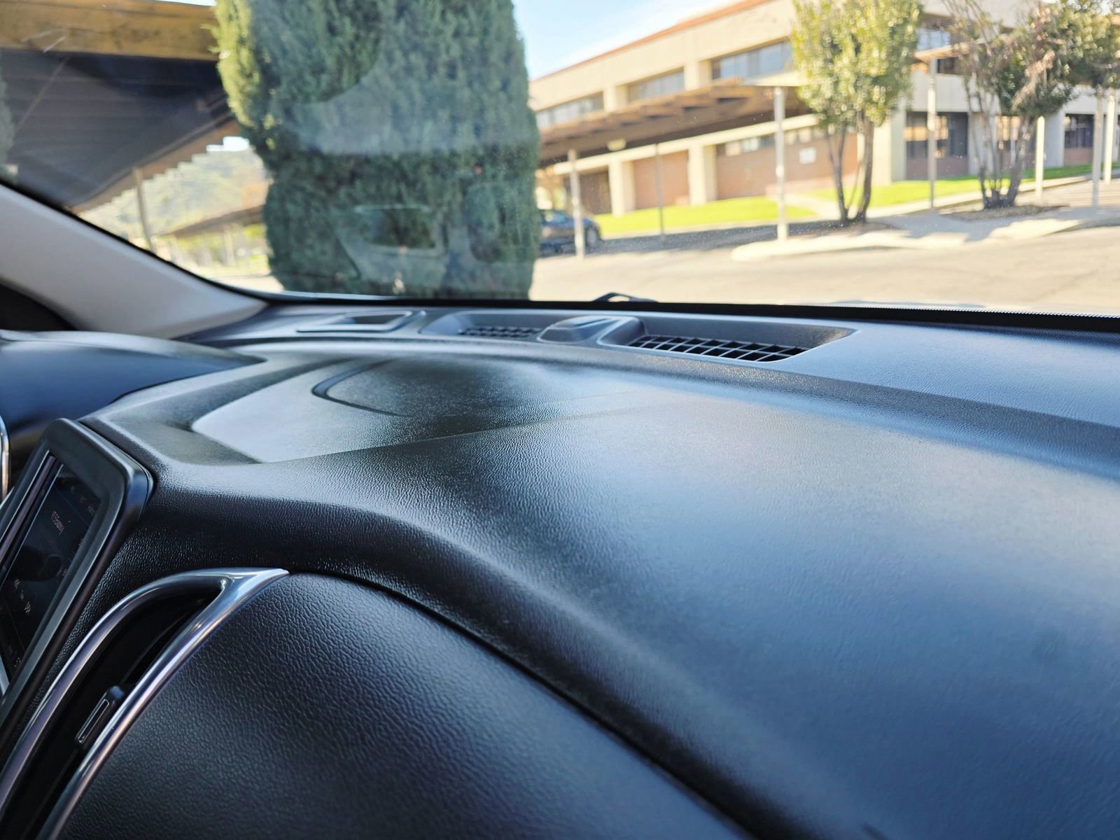Used 2020 Chevrolet Equinox LT AWD/4WD image 30