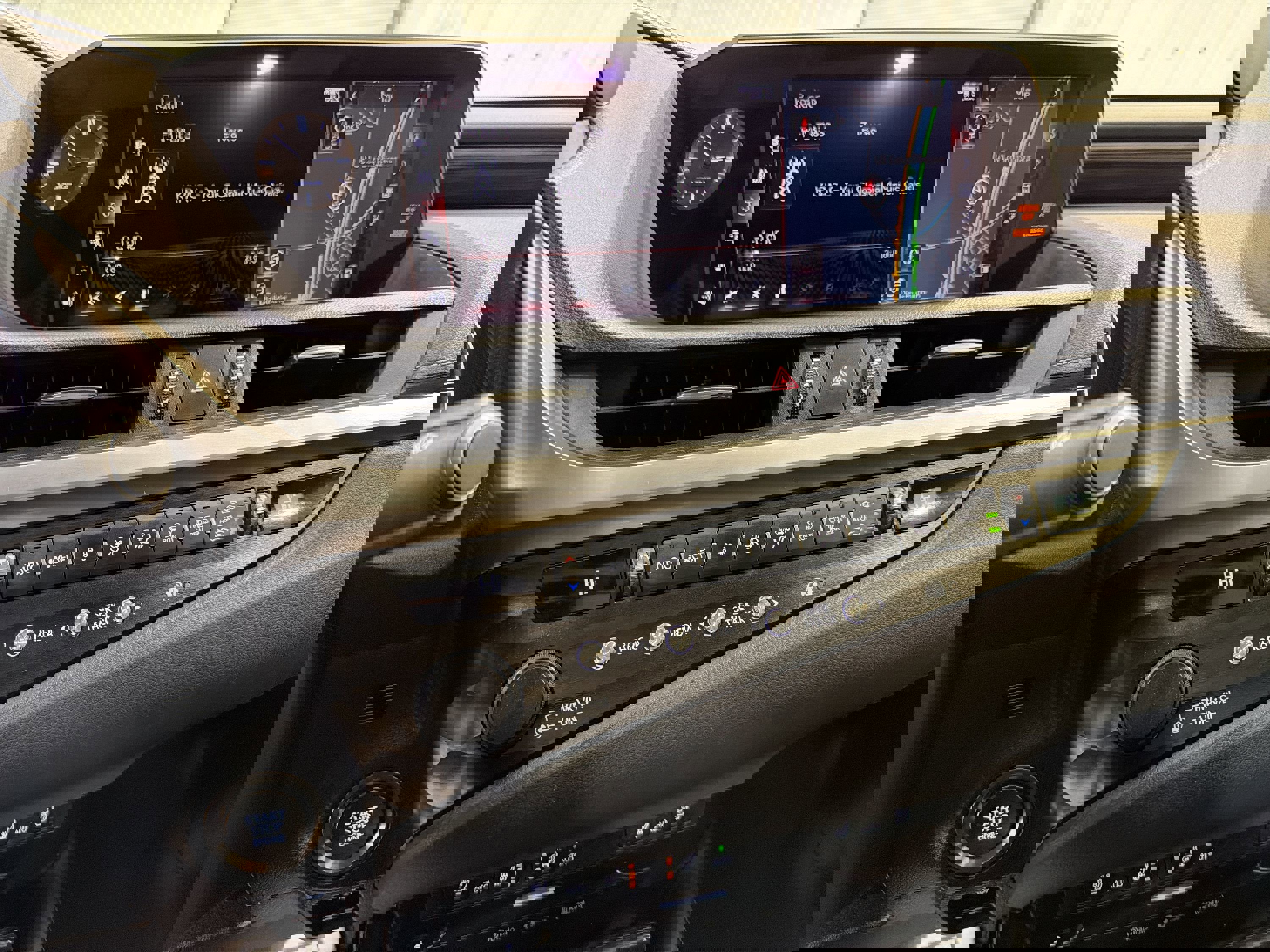 Used 2019 Lexus ES 350 w/ Ultra Luxury Package image 17