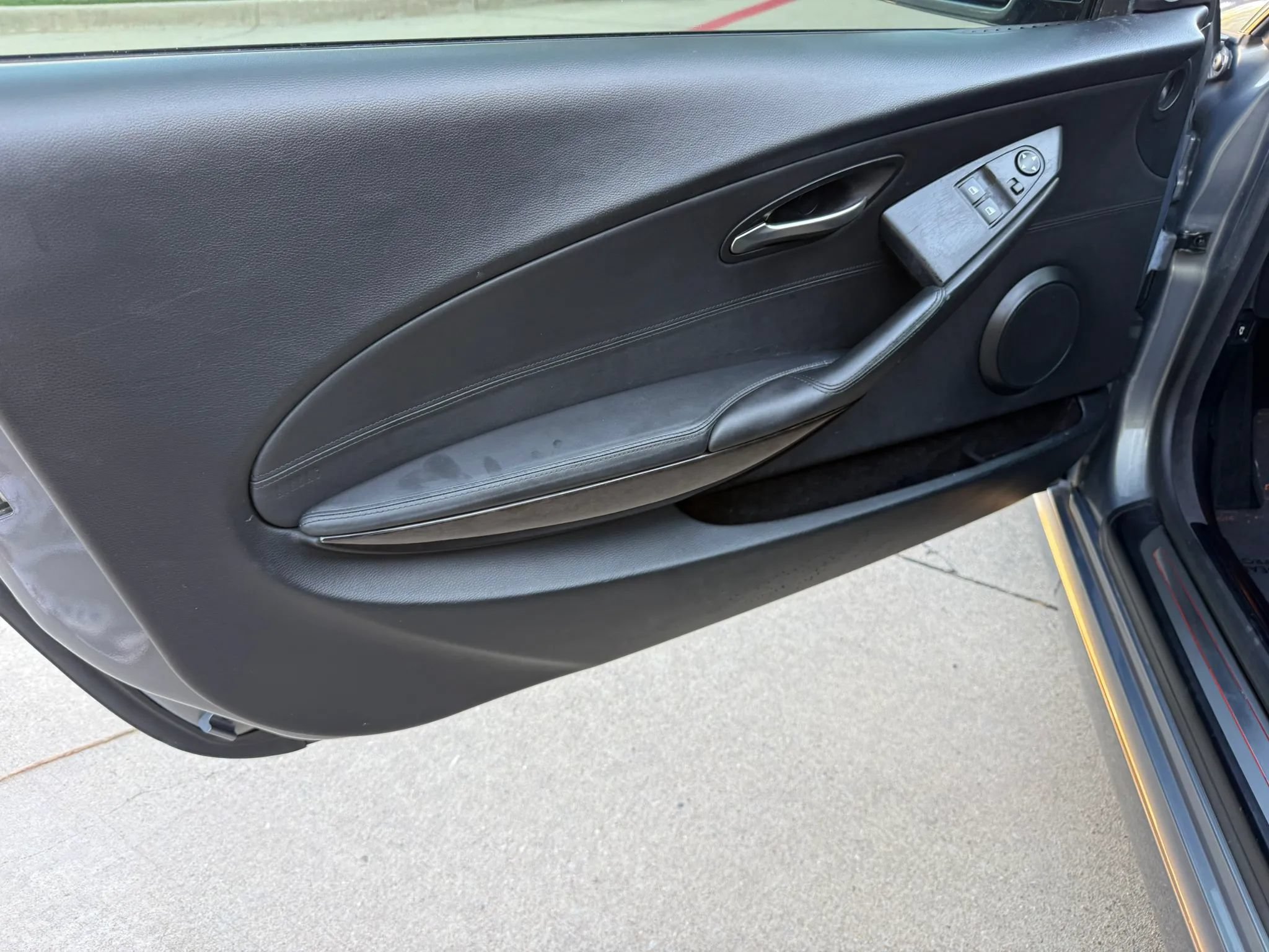 Used 2007 BMW 650i Coupe RWD image 8