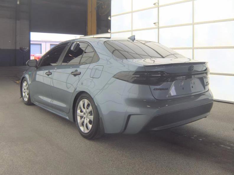 Used 2024 Toyota Corolla LE w/ LE Convenience Package FWD image 5