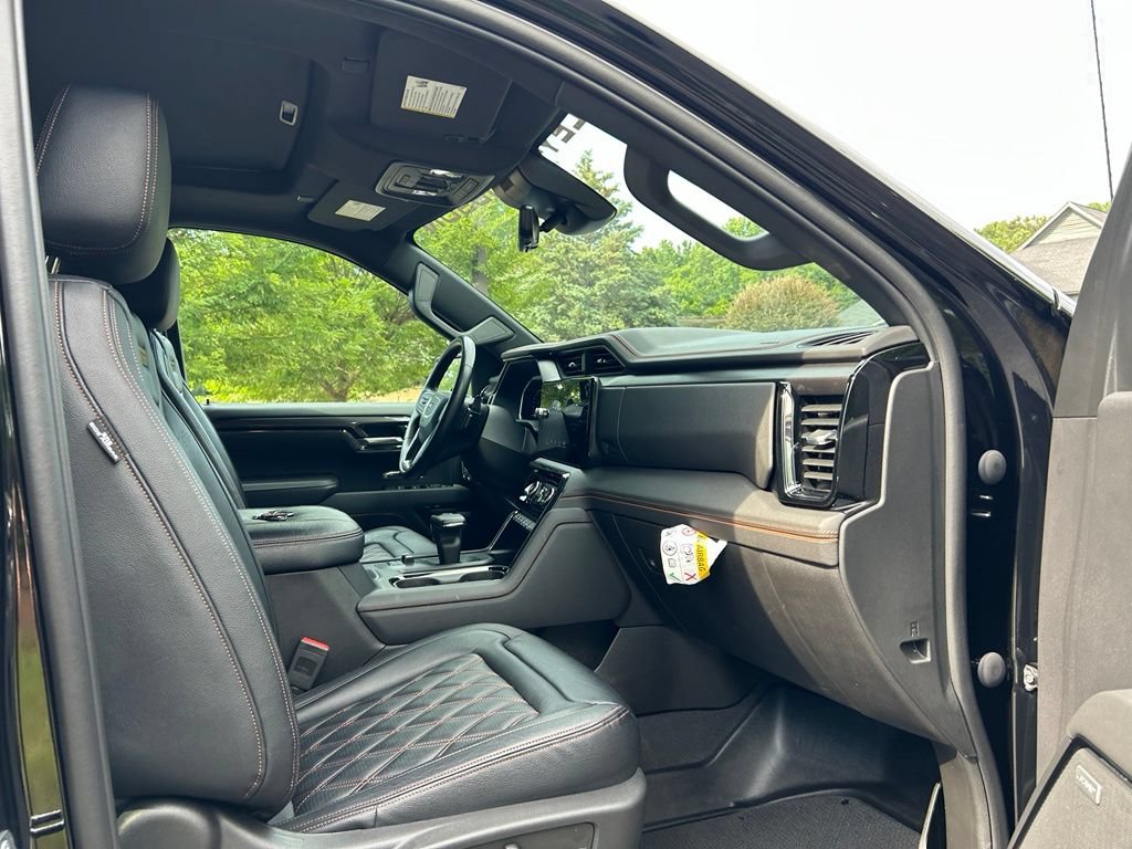 Used 2023 GMC Sierra 1500 AT4 w/ AT4 Premium Package AWD/4WD image 54
