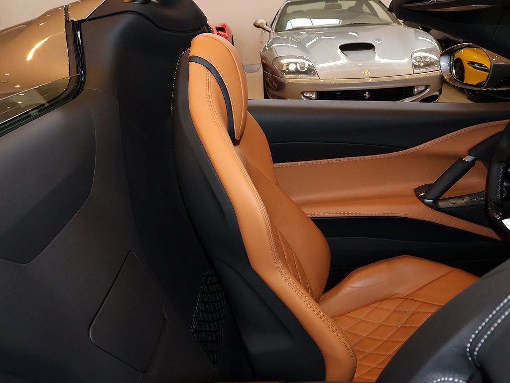 Certified 2022 Ferrari 812 GTS RWD image 33