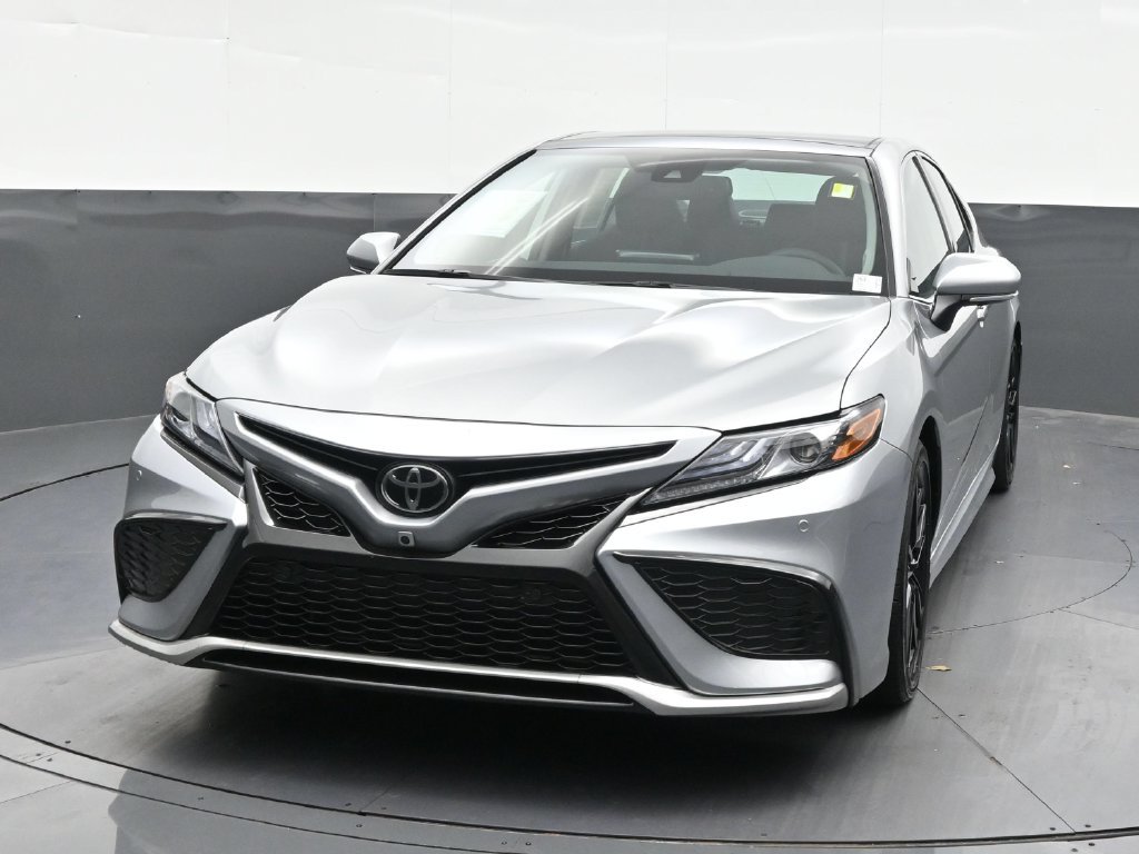 Used 2024 Toyota Camry XSE w/ Driver Assist Package FWD image 9