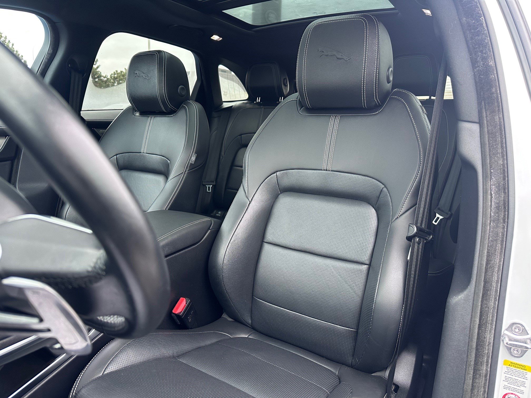 Used 2025 Jaguar F-PACE R-Dynamic S image 10