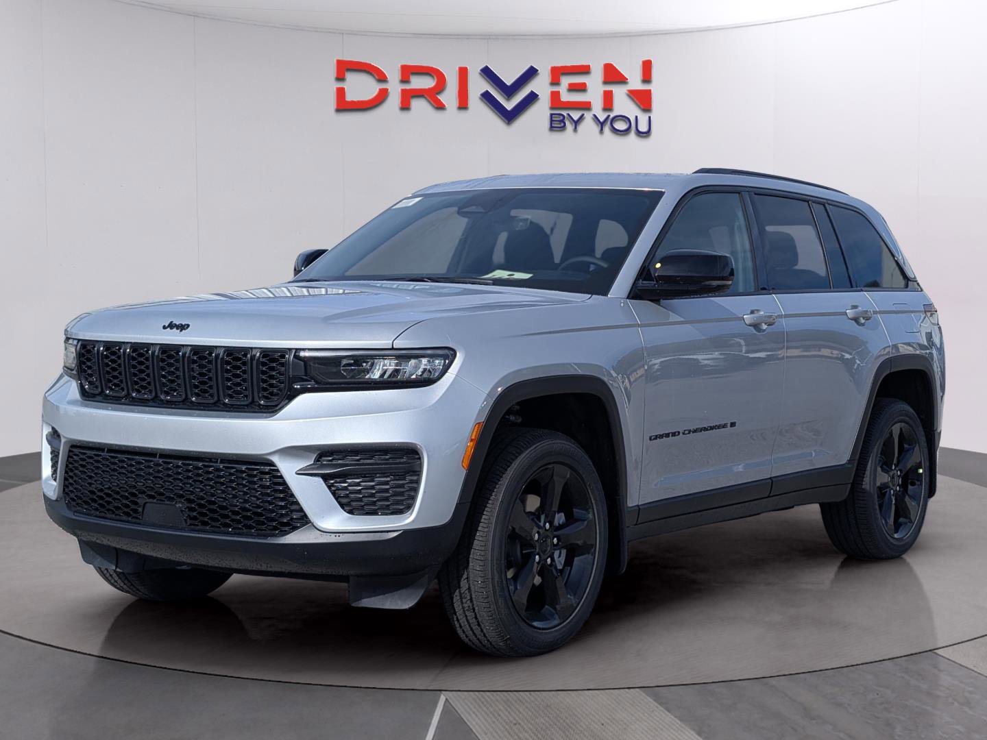 New 2025 Jeep Grand Cherokee Altitude RWD image 16