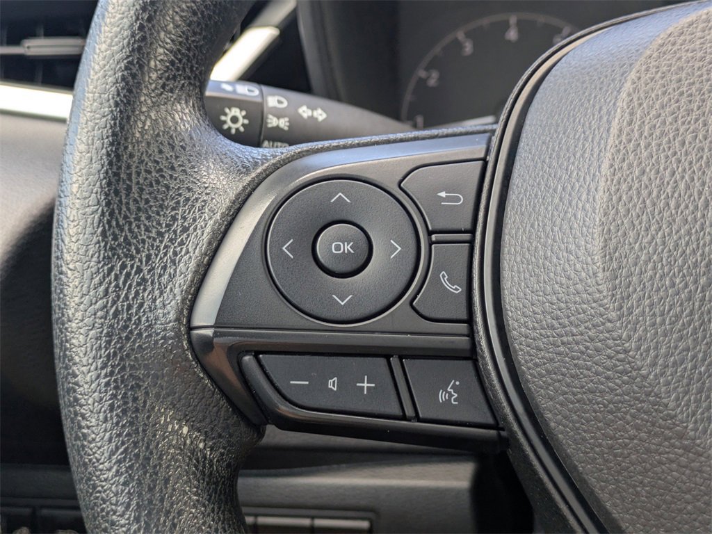 Used 2023 Toyota Corolla LE image 23