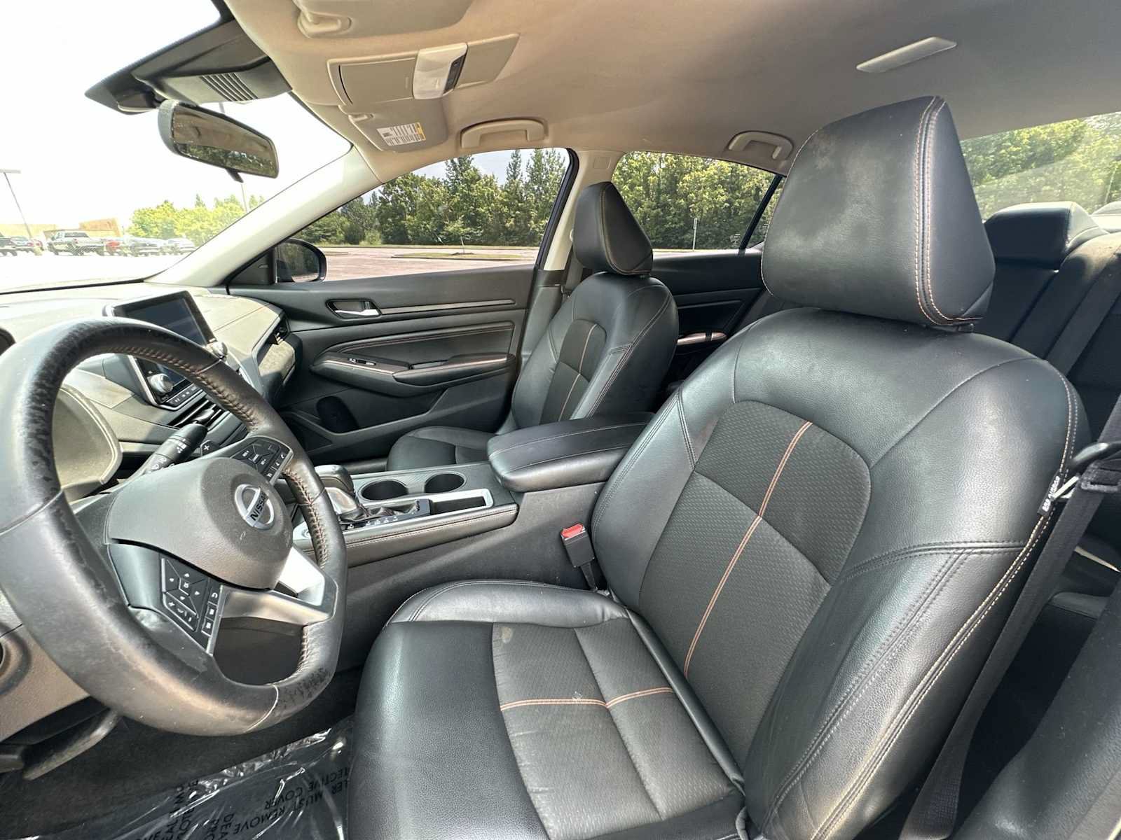 Used 2022 Nissan Altima 2.5 SR FWD image 10