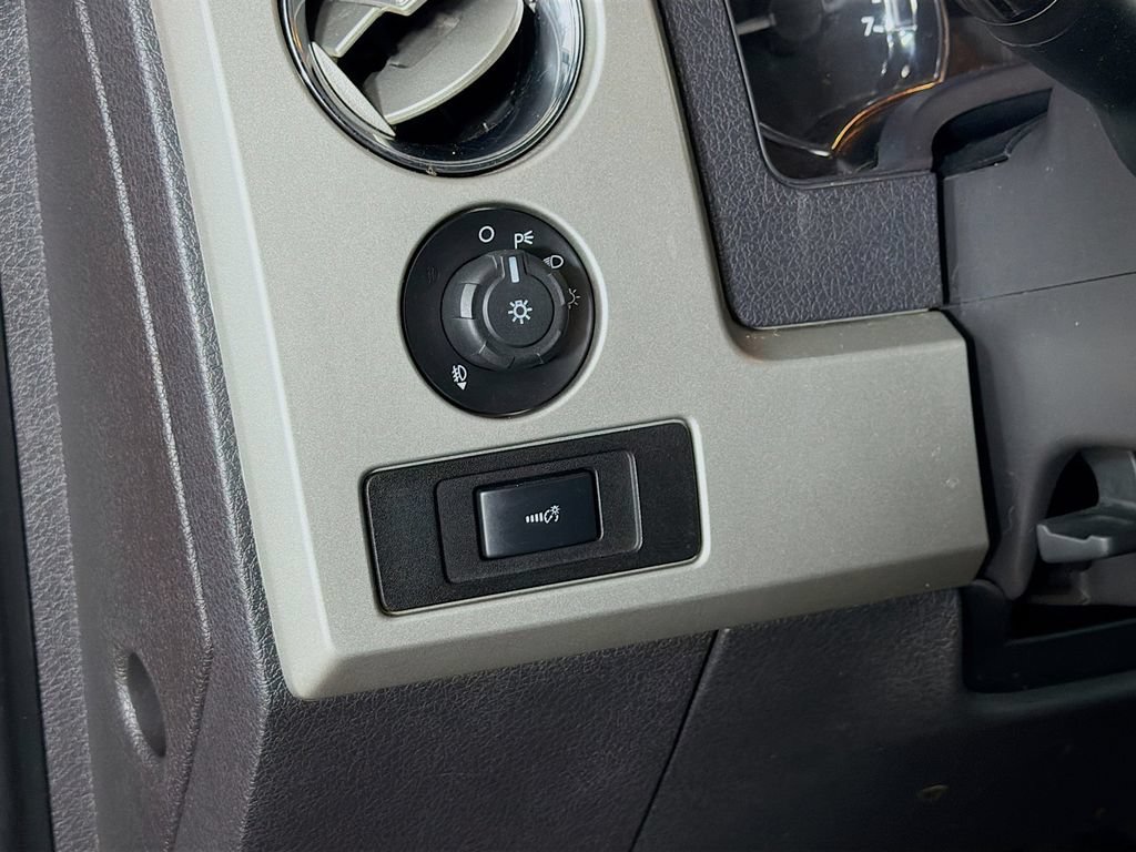 Used 2011 Ford F150 FX4 AWD/4WD image 11
