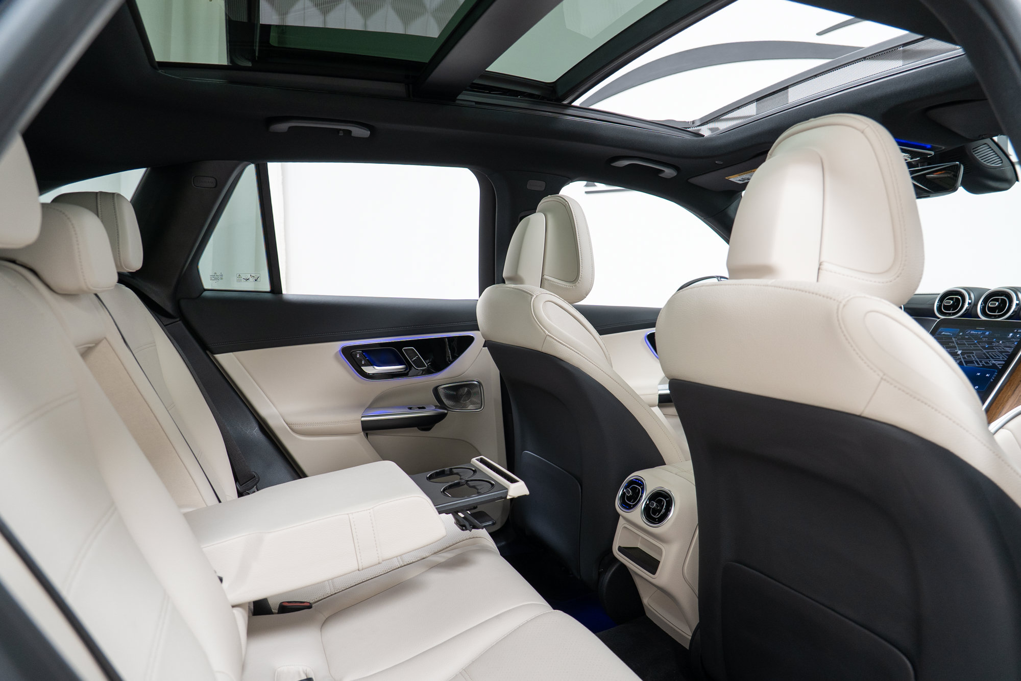 Certified 2024 Mercedes-Benz GLC 300 4MATIC image 23