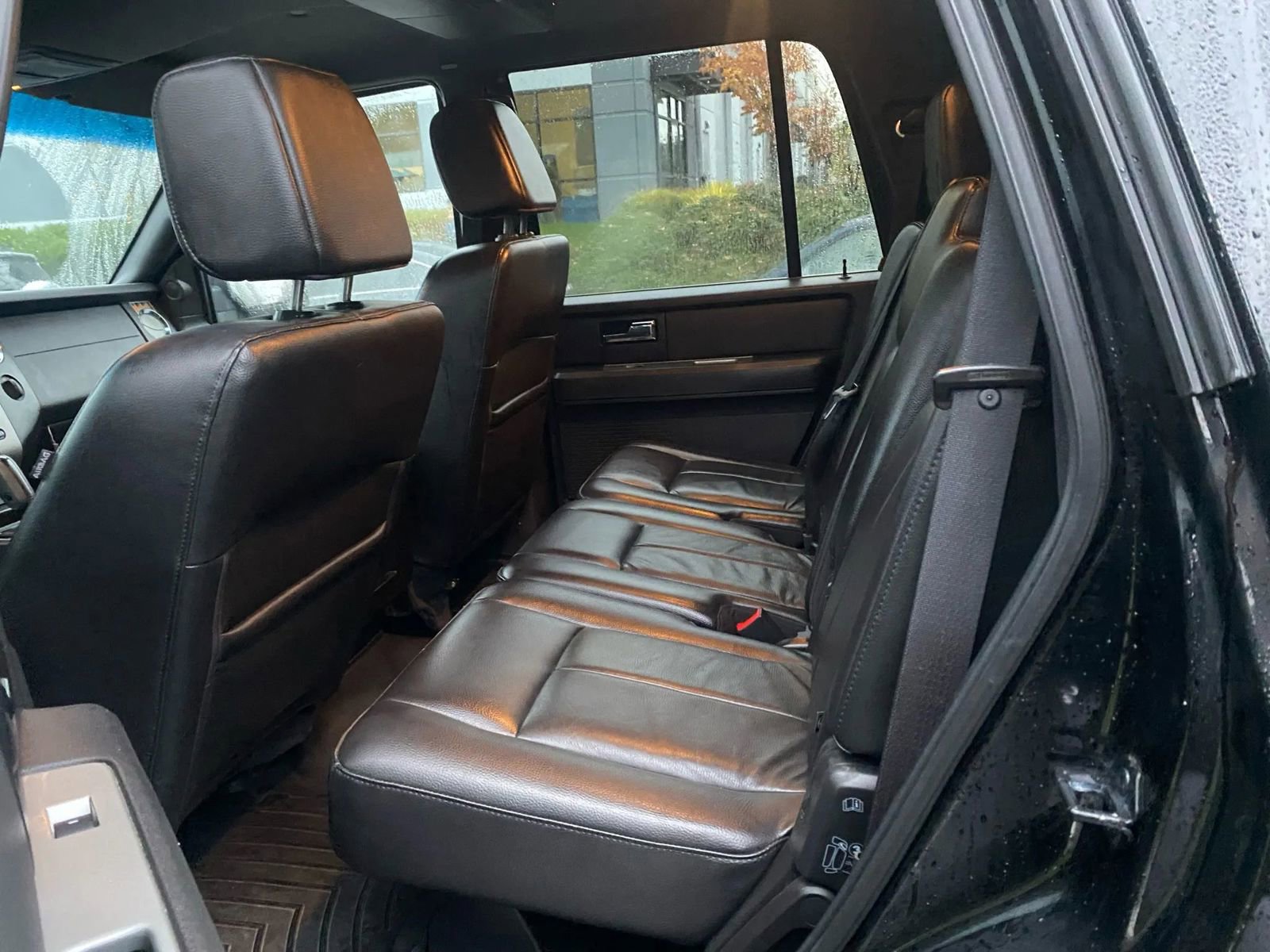 Used 2007 Ford Expedition XLT image 11