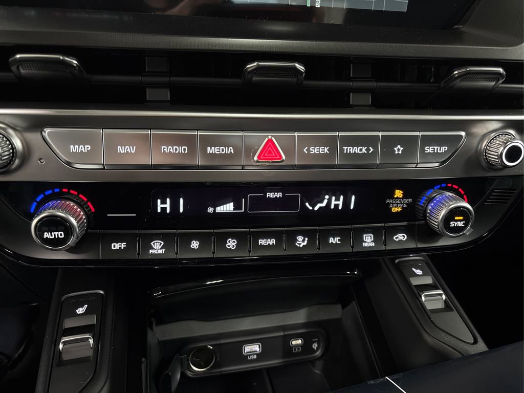 New 2025 Kia Telluride S image 32