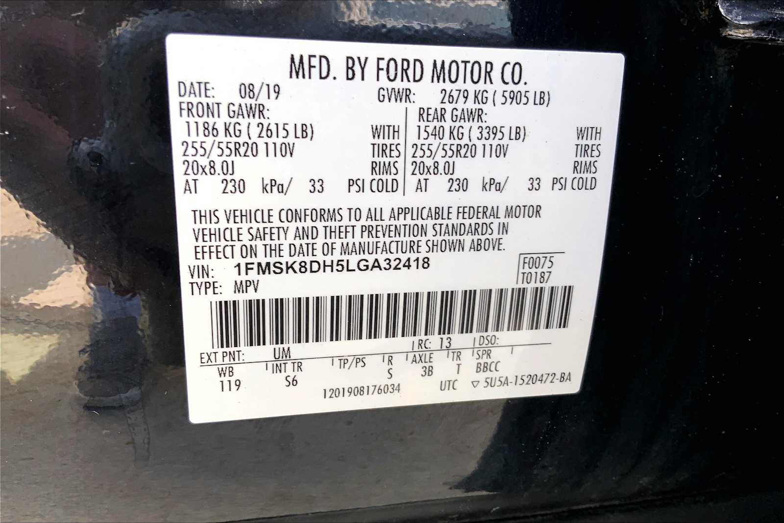 Used 2020 Ford Explorer XLT w/ Equipment Group 202A AWD/4WD image 34
