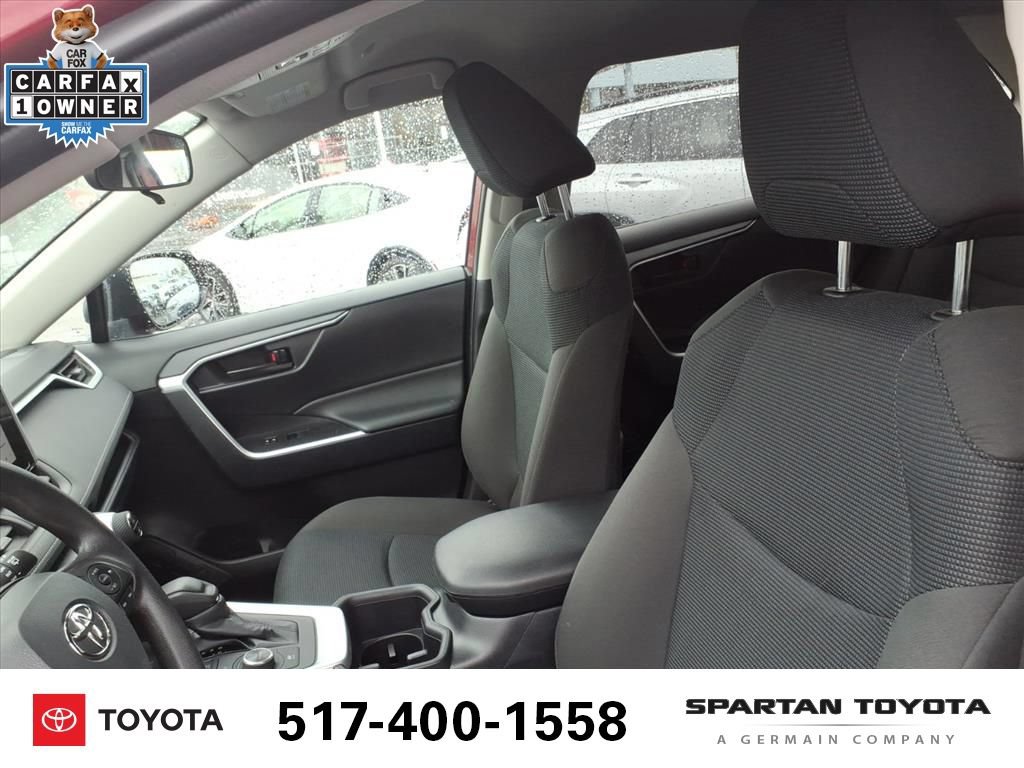 Used 2025 Toyota RAV4 LE AWD/4WD image 13
