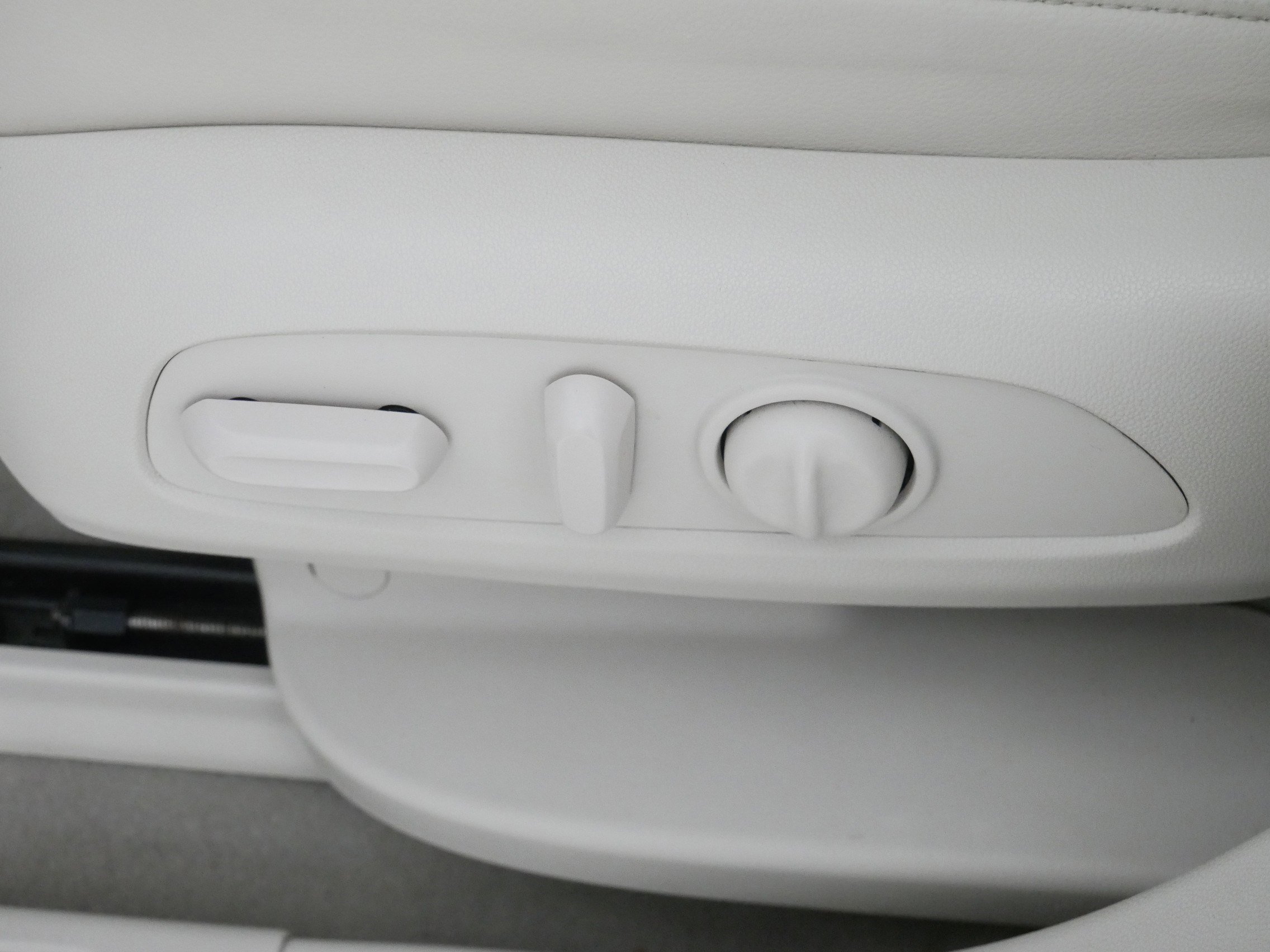 Used 2023 GMC Acadia Denali w/ Denali Ultimate Package image 20