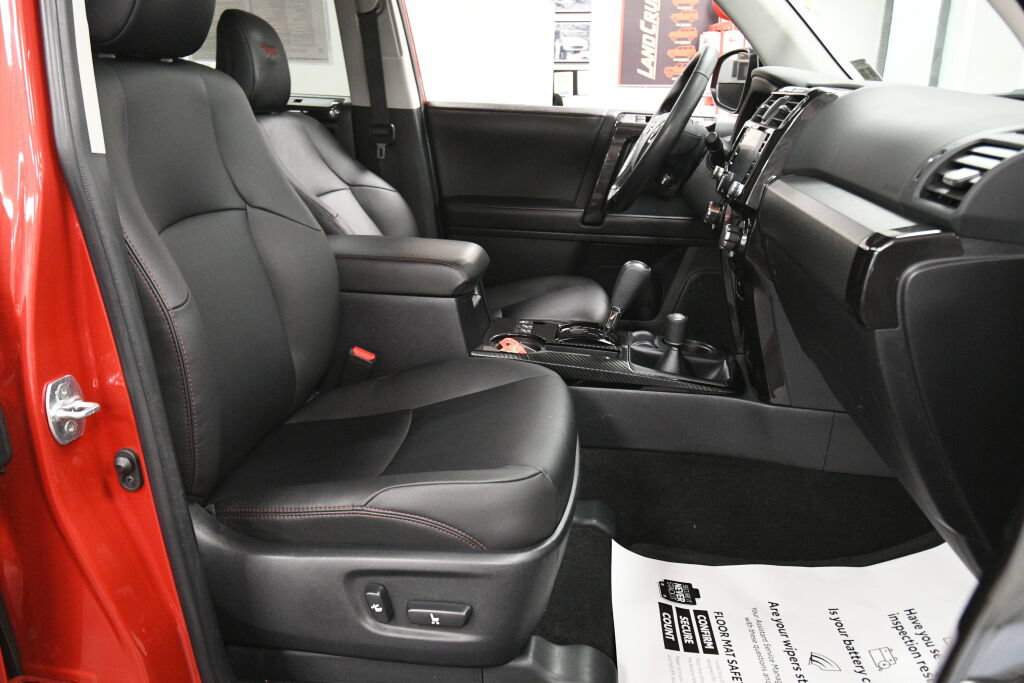 Certified 2023 Toyota 4Runner TRD Off-Road Premium w/ Moonroof Package AWD/4WD image 28