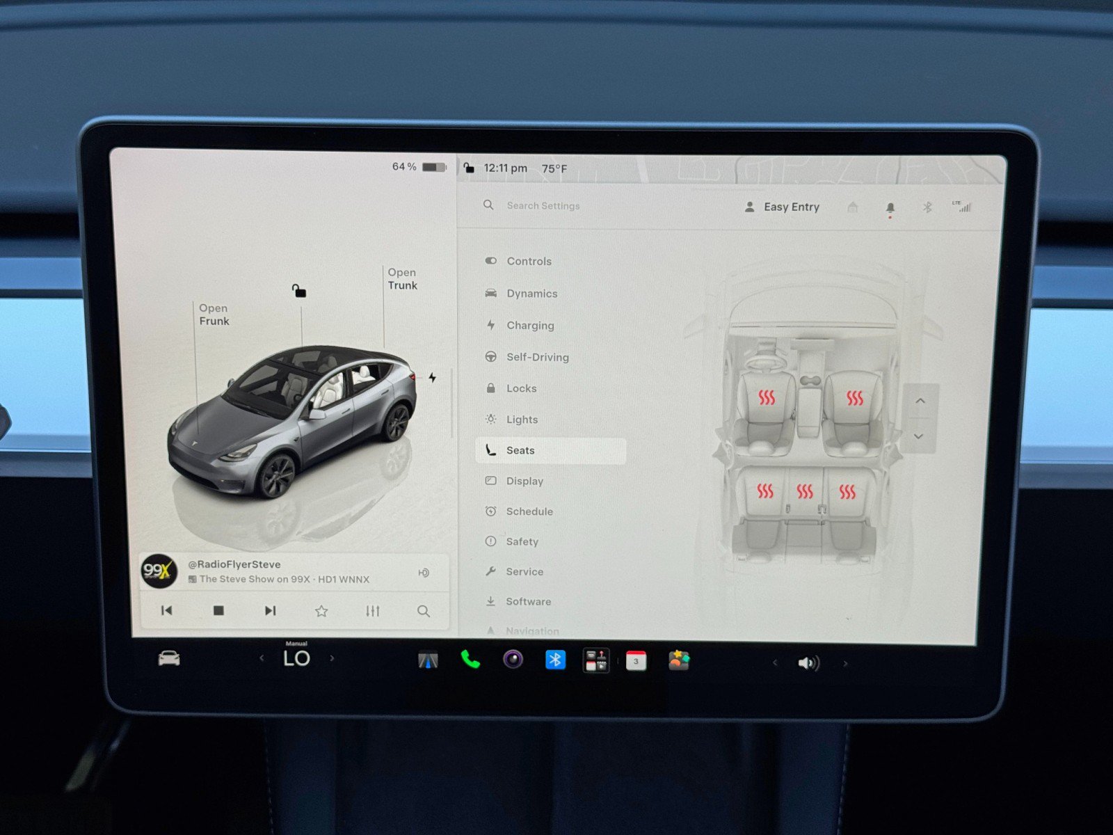 Used 2024 Tesla Model Y Long Range RWD image 26