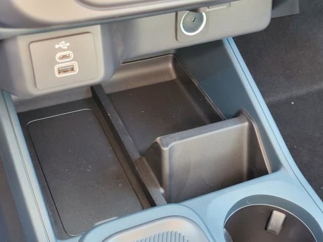 New 2025 Ford Maverick XL w/ Equipment Group 101A image 33