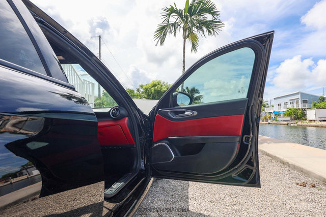 Used 2020 Alfa Romeo Giulia w/ Quick Order Package 22K Sport image 21