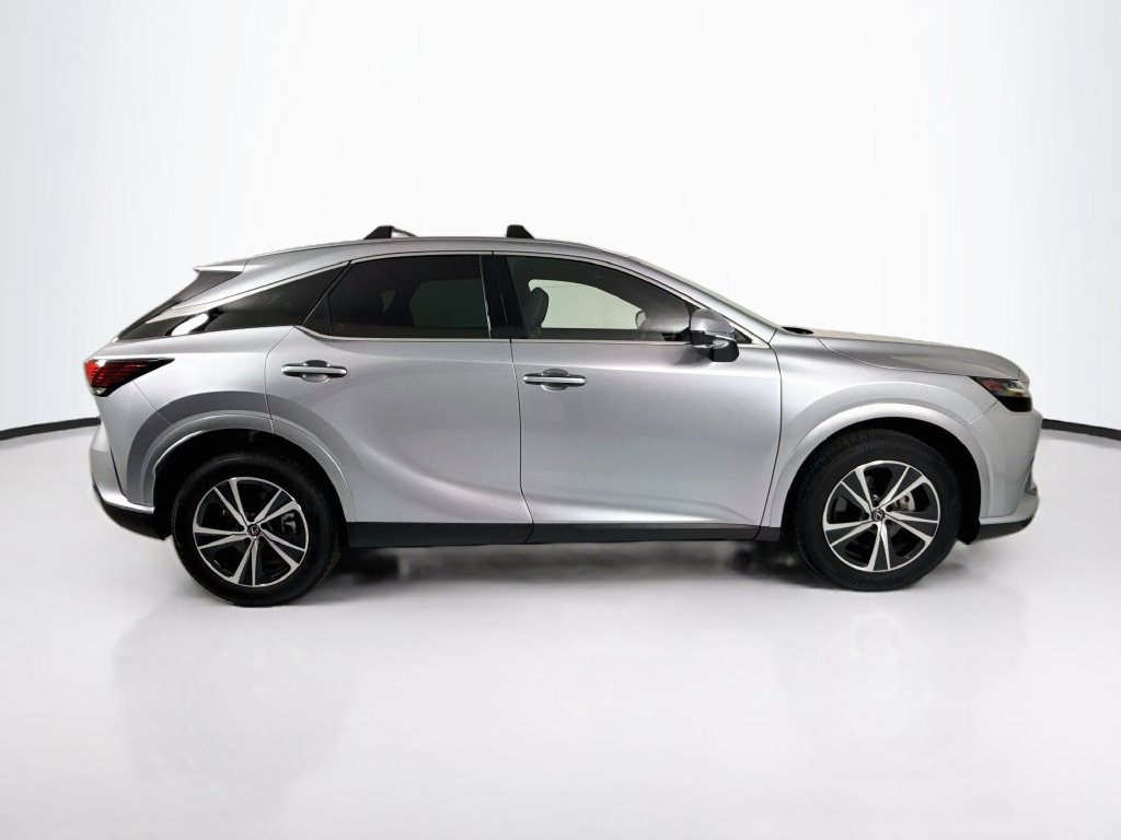 Used 2026 Lexus RX 350 Premium w/ Accessory Package (2T) FWD image 4
