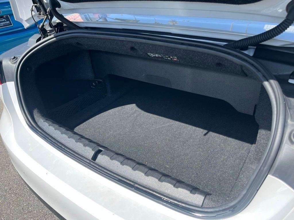 Used 2025 BMW 430i Convertible w/ Premium Package RWD image 8