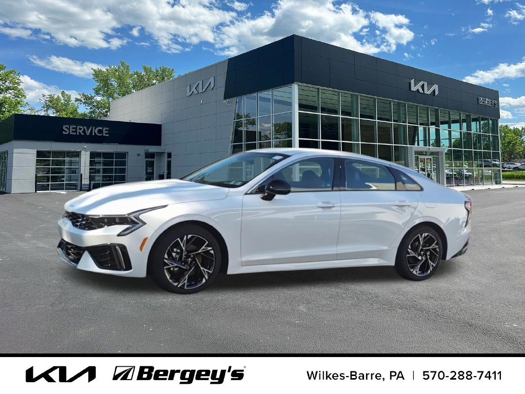Certified 2026 Kia K5 GT-Line w/ GT-Line Red Interior Package AWD/4WD image 4