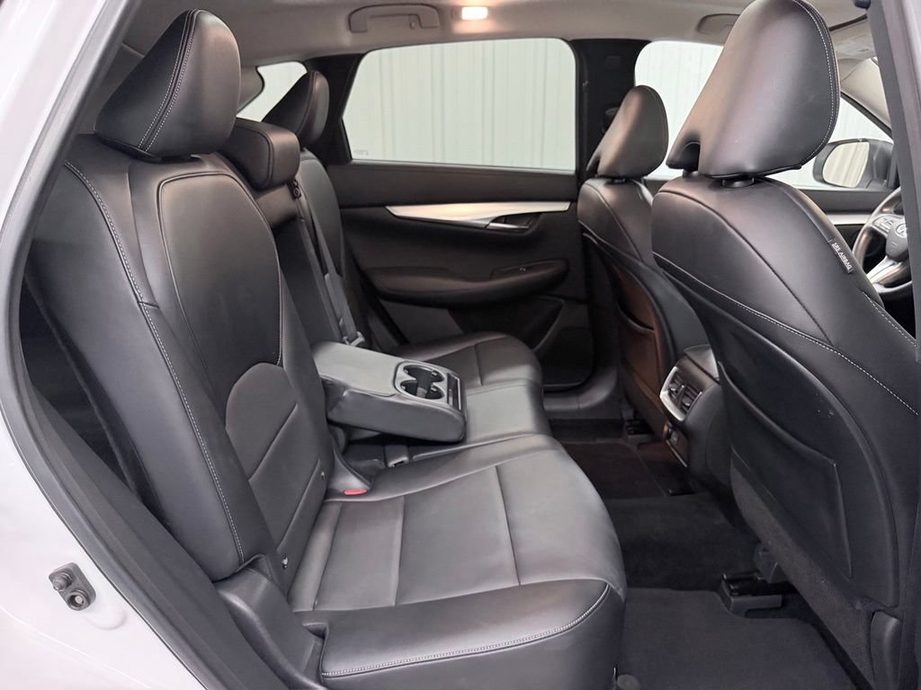 Certified 2020 INFINITI QX50 Luxe w/ Navigation Package FWD image 33