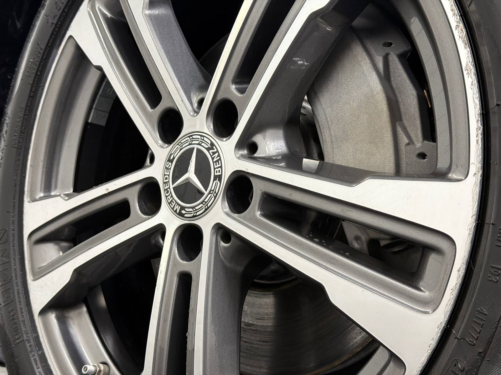 Used 2023 Mercedes-Benz E 350 4MATIC Sedan image 6