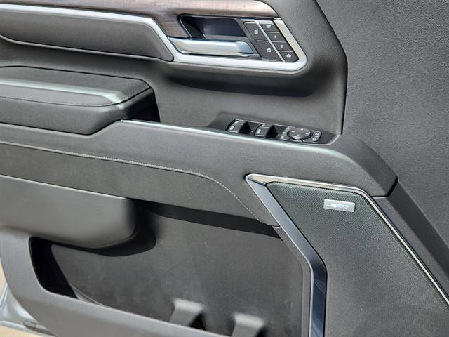 New 2026 Chevrolet Silverado 3500 LTZ w/ LTZ Premium Package image 6