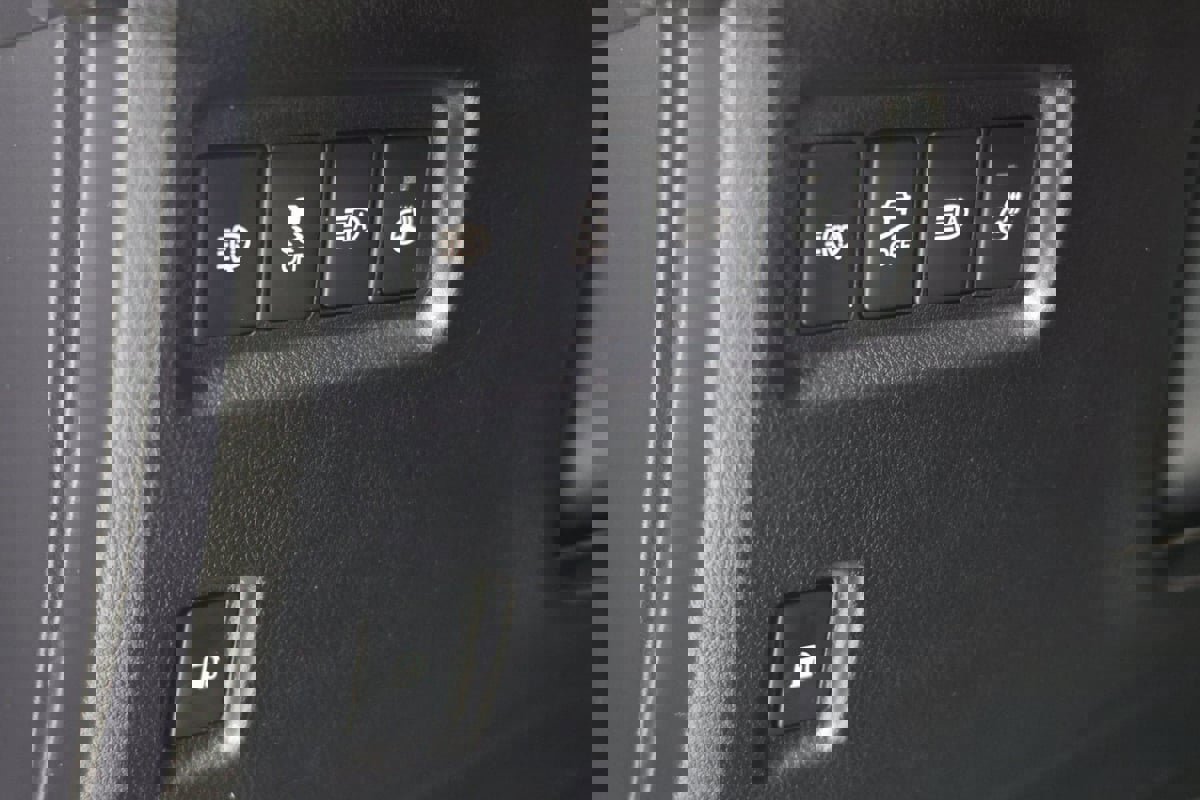 Used 2023 Lexus GX 460 Luxury w/ Sport Design Package image 26