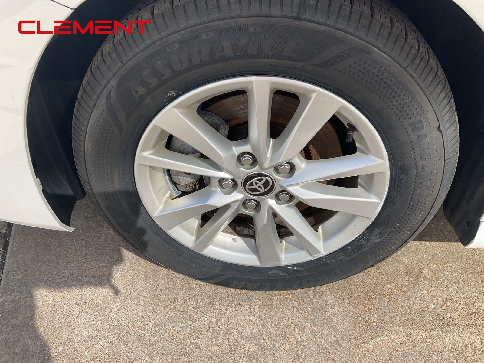 Used 2025 Toyota Camry LE image 7