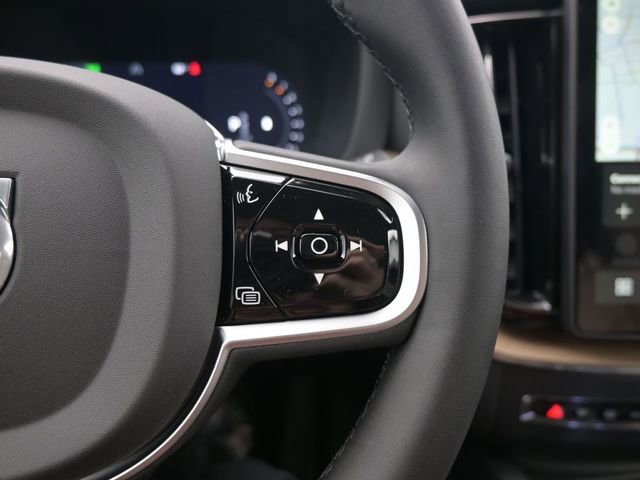 New 2026 Volvo XC60 B5 Plus w/ Protection Package Premier image 25