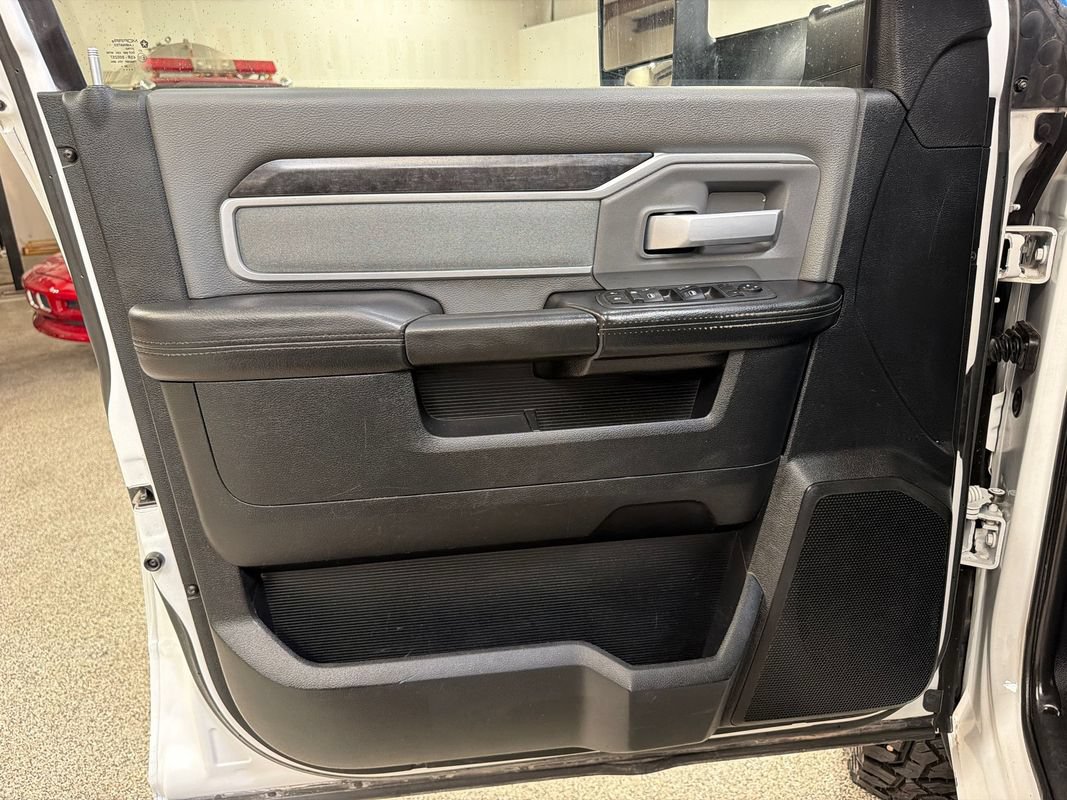 Used 2021 RAM 3500 Big Horn AWD/4WD image 22